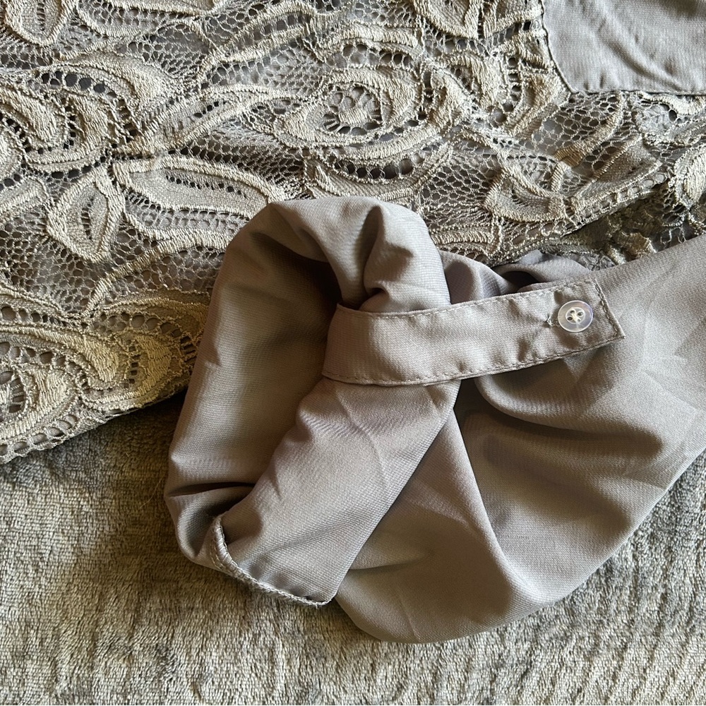 Apt. 9 Light Gray Lace Blouse - Picture 4 of 5